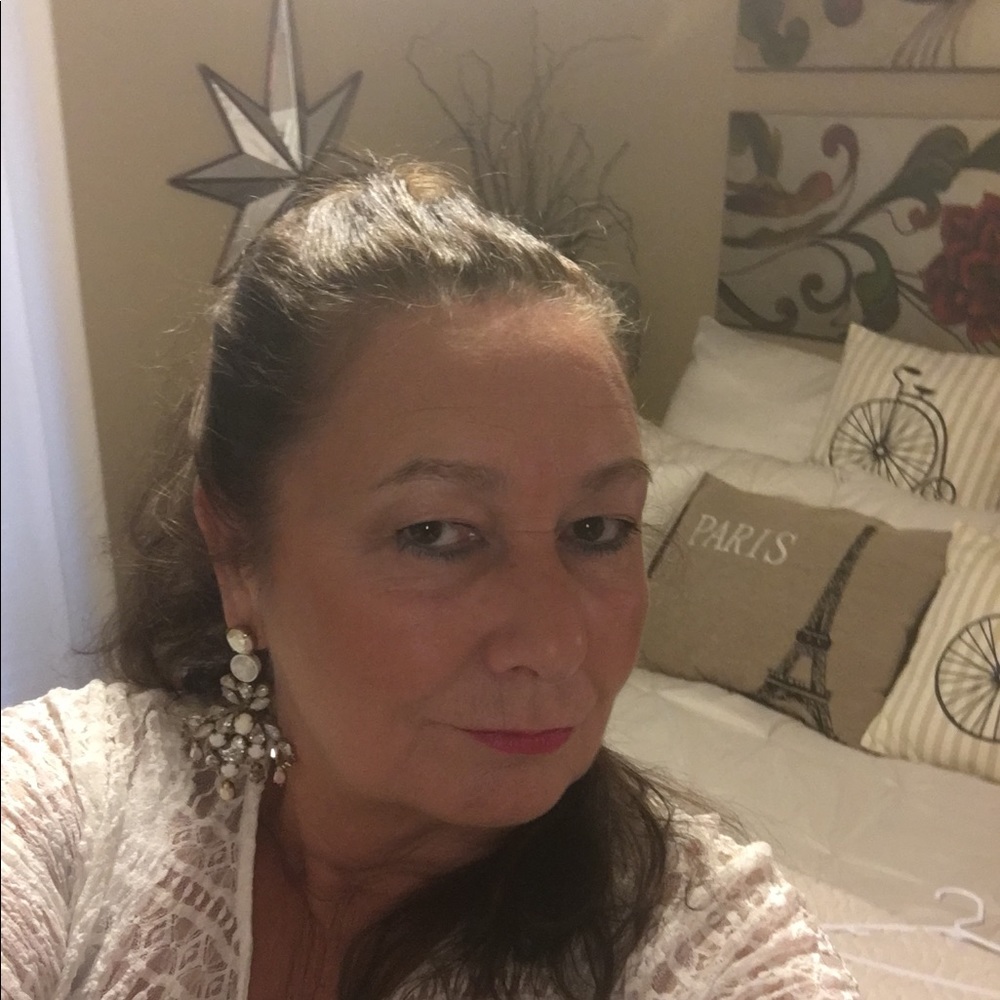 Meet your Posher, Glenda